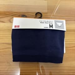 UNIQLO ショーツ Mサイズ　新品未使用のサムネイル