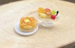 ミニチュアフード パンケーキとプリンアラモード セットのサムネイル