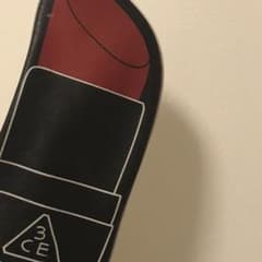 3CE リップ　型　メイクポーチ　化粧入れ　筆箱　ペンケースのサムネイル