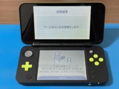 Newニンテンドー2DS LL ブラック×ライムのサムネイル