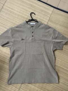 CLASSIC ROBUST ヘンリーネック Tシャツ ベージュ Lのサムネイル
