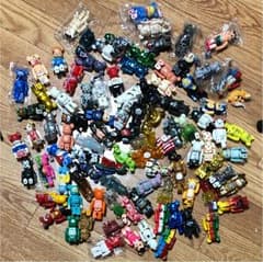 ベアブリック たくさんのサムネイル
