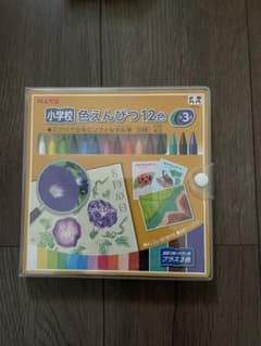 ぺんてる　色えんぴつ12色　クーピーのサムネイル