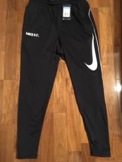 NIKE FCナイキ ジャージパンツスリムフィット　Mサイズのサムネイル