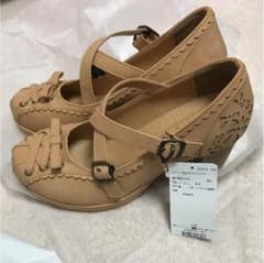 アクシーズファム パンプスのサムネイル