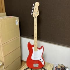 Squier Bronco Bass 音出しOK 劇鳴 かわいいレッド超美中古品 - メルカリ