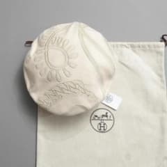 新品 HERMES 2023年商品 サントノーレ アン フィネス ベレー帽 - メルカリ