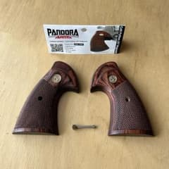 パンドラアームズ タナカ パイソン 木製グリップ ステンレススクリュー