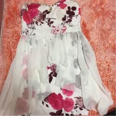 キャバ ドレス 花柄のサムネイル