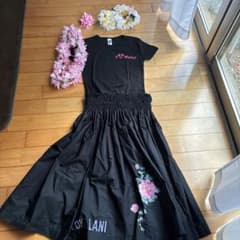 Hula Kao Studio Tシャツ パウスカート セット Hula Kao Studio Tシャツ パウスカート セット - メルカリ