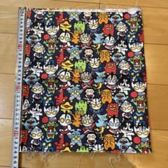 ウルトラマン　布　約30✖️110cmのサムネイル