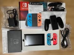 Nintendo Switch 本体 一式 箱付き ネオンブルー/レッドのサムネイル