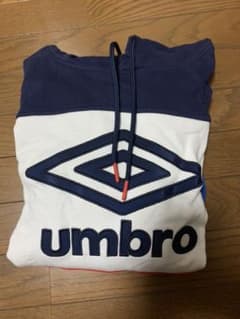 umbro パーカーのサムネイル
