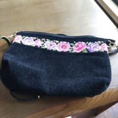 花柄刺繍 黒 ショルダーバッグのサムネイル
