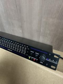 猫様専用　ART EQ341 31バンドグラフィックイコライザーのサムネイル