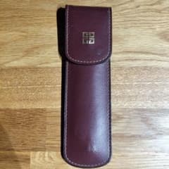 ユ*ウ様 GIVENCHY ジバンシー バーガンディ レザー 筆箱 ゴールドロゴのサムネイル