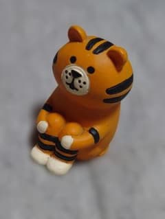 concombre トラ ミニチュアフィギュアのサムネイル