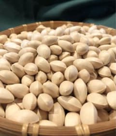 千葉県産　樹齢１００年越え採れたて銀杏 ( ギンナン ) グランピング　キャンプのサムネイル