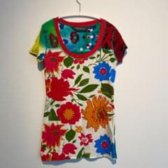 Desigual Tシャツのサムネイル