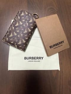 【美品】Burberry3つ折り財布のサムネイル