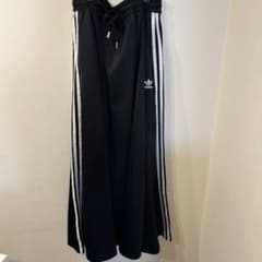 adidas アディダス ロングスカート フレアスカート　ブラックのサムネイル