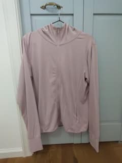 UNIQLO UVカット パーカー パープル ピンク Lのサムネイル