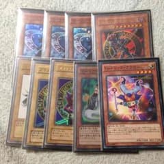 遊戯王 ブラックマジシャンのサムネイル