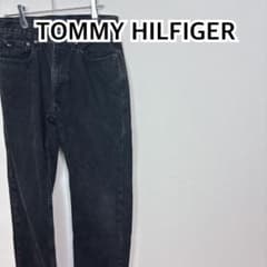 【美品】TOMMY HILFIGER Classic Fit テーパードデニムのサムネイル