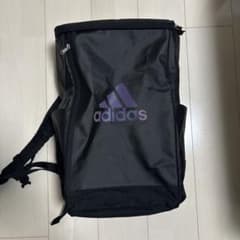 adidas 黒 リュック・バックパックのサムネイル