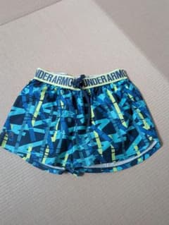 UNDER ARMOUR ショートパンツ 150ブルー系のサムネイル