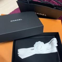 chanelのショップ袋　箱　リボンのサムネイル