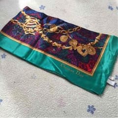 値下げ！新品♡クリスチャンディオースカーフのサムネイル
