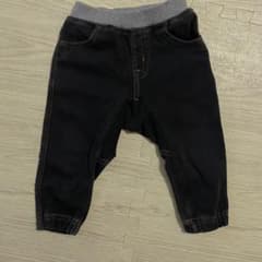 黒いパンツ 80サイズのサムネイル