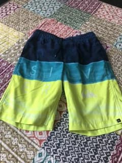 Quick silver ハーフパンツ　水着　160cmのサムネイル
