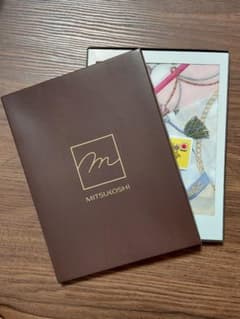 TRUSSARDI 三越 ハンカチ 新品のサムネイル