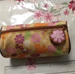 ぽんた様専用ディズニー ポーチのサムネイル