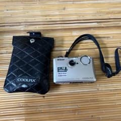 Nikon COOLPIX Style COOLPIX S1100PJ SIL…のサムネイル