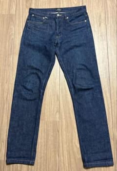 A.P.C. PETIT STANDARD デニムパンツ 28のサムネイル