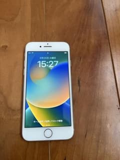 Apple★iPhone8★64GB★本体★SIMフリー★バッテリー73%のサムネイル