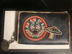 GUCCIのミニ財布のサムネイル