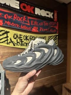 adidas adiform Q グレー/ホワイトのサムネイル