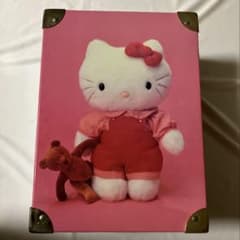시리얼 No. 들어가 트렁크 첨부 헬로 키티 봉제 인형