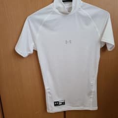 Under Armour ホワイト アンダーシャツ ハイネック紳士のサムネイル
