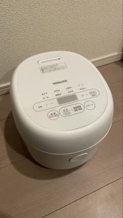 炊飯器 3合炊き 山善 2022年製 ホワイトのサムネイル