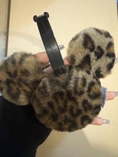 【レア】ディズニー　ミッキー　ヒョウ柄 イヤーマフのサムネイル