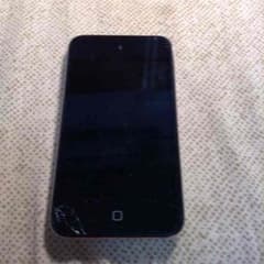 ipod touch 4 !8GB！ジャンク品です！のサムネイル