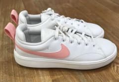 Nike ホワイト/ピンク ローカットスニーカー25㎝最終価格のサムネイル