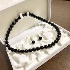 ネックレス＆イヤリング⭐︎天然ジェット⭐︎黒玉⭐︎10mmのサムネイル