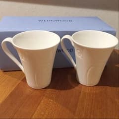 【送料込み】WEDGWOOD ネイチャー マグカップ ペアセット 未使用のサムネイル