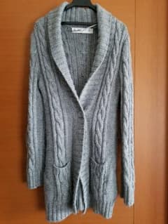 美品 未使用 ZARA  ニット ガウンのサムネイル